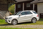 Mercedes-Benz Clase M ML 250 BlueTEC 4MATIC 204 CV Gama Clase M Todo terreno Blanco Diamante Metalizado Exterior Lateral 5 puertas