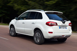 Renault Koleos Gama Koleos 2012 Gama Koleos 2012 Todo terreno Blanco Glaciar Exterior Lateral-Posterior 5 puertas