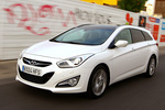 Hyundai i40 1.7 CRDi 136 CV Aut. Style S Turismo familiar Creamy White Exterior Frontal-Lateral 5 puertas