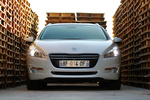 Peugeot 508 SW 1.6 THP 156 Allure Turismo familiar Blanco Nacarado Exterior Frontal 5 puertas