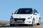 Peugeot 508 SW 1.6 THP 156 Allure Turismo familiar Blanco Nacarado Exterior Frontal-Lateral 5 puertas