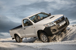 Toyota Hilux 2.5 D4-D 144 CV GX Pick up Exterior Frontal-Lateral 4 puertas