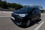 Subaru Trezia 1.4D 90 CV Limited Plus Monovolumen Black Mica Exterior Frontal-Lateral 5 puertas