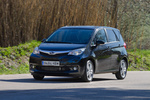 Subaru Trezia 1.4D 90 CV Limited Plus Monovolumen Black Mica Exterior Frontal-Lateral 5 puertas