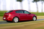 Chevrolet Cruze Gama Cruze 5p Gama Cruze 5p Turismo Velvet Red Exterior Posterior-Lateral 5 puertas