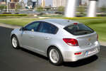 Chevrolet Cruze Gama Cruze 5p Gama Cruze 5p Turismo Ice Silver Exterior Lateral-Posterior 5 puertas