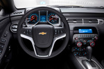 Chevrolet Camaro Gama Camaro Convertible Gama Camaro Convertible Descapotable Interior Volante 2 puertas