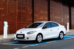 Renault Fluence Z.E. Z.E. Turismo Blanco Glaciar Exterior Frontal-Lateral 4 puertas