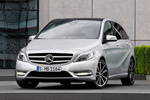 Mercedes-Benz Clase B B 200 CDI BlueEFFICIENCY Gama Clase B Monovolumen Plata Polar Metalizado Exterior Frontal-Lateral 5 puertas