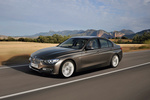 BMW Serie 3 320d (184 CV) Modern Line Turismo Sparkling Bronze Exterior Frontal-Lateral 4 puertas