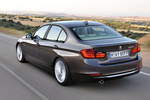 BMW Serie 3 320d (184 CV) Modern Line Turismo Sparkling Bronze Exterior Lateral-Posterior 4 puertas