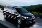 Lancia Voyager Gama Voyager Gama Voyager Monovolumen Exterior Lateral-Frontal 5 puertas