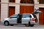 Lancia Voyager Gama Voyager Gama Voyager Monovolumen Exterior Lateral 5 puertas