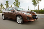Mazda Mazda3 Gama Mazda3 Gama Mazda3 Turismo Autumn Bronze Mica Exterior Lateral-Frontal 5 puertas
