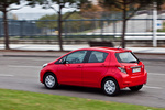 Toyota Yaris 70 Active Turismo Rojo Classic Exterior Lateral-Posterior 5 puertas