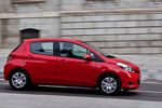 Toyota Yaris 70 Active Turismo Rojo Classic Exterior Lateral 5 puertas