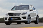 Mercedes-Benz Clase M 63 AMG Gama 63 AMG Todo terreno Exterior Frontal-Lateral 5 puertas