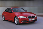 BMW Serie 3 335i (306 CV) Sport Line Turismo Melbourne Rot Metalizado Exterior Lateral-Frontal 4 puertas