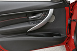 BMW Serie 3 328i (245CV) Sport Line Turismo Interior Puerta 4 puertas