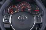 Toyota Yaris 70 Active Turismo Interior Volante 5 puertas