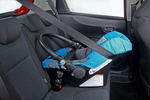 Toyota Yaris 70 Active Turismo Interior Silla infantil 5 puertas
