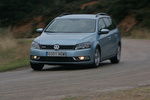 Volkswagen Passat Variant BlueMotion 1.6 TDI 105 CV BlueMotion Turismo familiar Azul Glaciar Metalizado Exterior Frontal 5 puertas