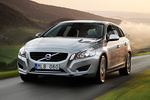Volvo V60 Plug-in Hybrid Plug-in Hybrid Turismo familiar Silver Electric Exterior Frontal-Lateral 5 puertas