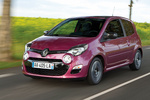 Renault Twingo Gama Twingo Gama Twingo Turismo Fucsia Exterior Frontal-Lateral 3 puertas