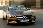 Mercedes-Benz Clase SL SL 500 435 CV Gama SL Descapotable Marr&oacute;n Dolomita Metalizado Exterior Frontal 2 puertas