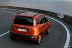 Fiat Panda Gama Panda 2012 Gama Panda (Gama 2012) Turismo Rojo Geranio Exterior Posterior-Lateral 5 puertas