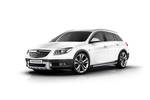 Opel Insignia Gama Insignia Cross Four Sportive Turismo familiar Exterior Frontal-Lateral 5 puertas