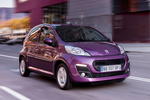 Peugeot 107 Gama 107 Gama 107 Turismo Plum Exterior Frontal-Lateral 5 puertas