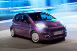 Peugeot 107 Gama 107 Gama 107 Turismo Plum Exterior Frontal-Lateral 5 puertas