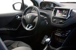 Peugeot 208 Gama 208 Gama 208 Turismo Interior Salpicadero 5 puertas