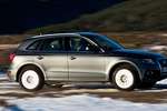 Audi Q5 hybrid quattro 245 CV hybrid quattro Todo terreno Gris Daytona efecto perla Exterior Lateral-Frontal 5 puertas
