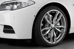 BMW Serie 5 M550d xDrive (381 CV) M550d xDrive Turismo Alpinweiss Exterior Llanta 4 puertas