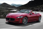 Maserati GranCabrio Sport Sport Descapotable Rosso Trionfale Exterior Frontal-Lateral 2 puertas