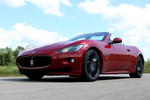 Maserati GranCabrio Sport Sport Descapotable Rosso Trionfale Exterior Frontal-Lateral 2 puertas