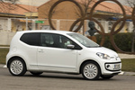 Volkswagen up! 1.0 75 CV White up! Turismo Blanco Puro Exterior Lateral-Frontal 3 puertas