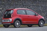 Volkswagen up! Cross up! 1.0 75 CV Gama Cross up! Turismo Rojo Tornado Exterior Posterior-Lateral 5 puertas