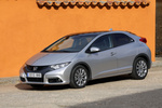 Honda Civic 2.2 i-DTEC 150 CV Executive Turismo Urban Titanium Perlado Exterior Frontal-Lateral 5 puertas