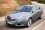 Opel Insignia 2.0 CDTI BiTurbo 195 CV Gama Insignia Turismo Plata Lago Exterior Frontal-Lateral 4 puertas