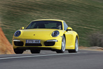 Porsche 911 Carrera Carrera Coup&eacute; Amarillo Speed Exterior Frontal-Lateral 2 puertas