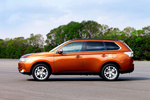 Mitsubishi Outlander 220 DI-D 150 CV 4WD Gama Outlander Todo terreno Copper Radiant Exterior Lateral 5 puertas