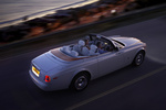 Rolls-Royce Phantom V12 460 CV (2012) Gama Phantom Drophead Coup&eacute; (2012) Descapotable Exterior Cenital-Lateral-Posterior 2 puertas