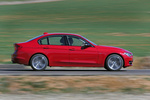 BMW Serie 3 328i (245CV) Sport Line Turismo Melbourne Rot Metalizado Exterior Lateral 4 puertas