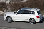 Mercedes-Benz Clase GLK GLK 350 4MATIC BlueEFFICIENCY Paquete Deportivo Exterior AMG Todo terreno Blanco diamante metalizado BRIGHT Exterior Lateral 5 puertas