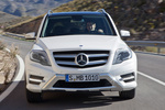 Mercedes-Benz Clase GLK GLK 350 4MATIC BlueEFFICIENCY Paquete Deportivo Exterior AMG Todo terreno Blanco diamante metalizado BRIGHT Exterior Frontal 5 puertas