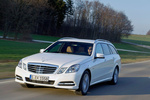 Mercedes-Benz Clase E E 300 BlueTEC HYBRID Gama Clase E Estate Turismo familiar Blanco Diamante Metalizado Exterior Frontal-Lateral 5 puertas