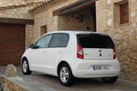 SEAT Mii 1.0 60 CV Ecomotive Style (&laquo;Paquete Chic&raquo;) Turismo Blanco Exterior Lateral-Posterior 5 puertas